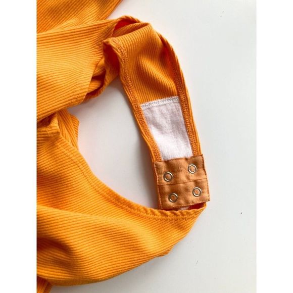 AVEC LES FILLES Orange Ribbed Knit Sweetheart Neckline Cheeky Bodysuit, Size S - Picture 10 of 13